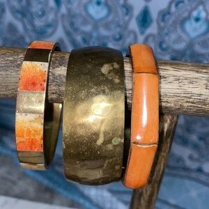 Brass enamel bracelet set of‎ 3 patina